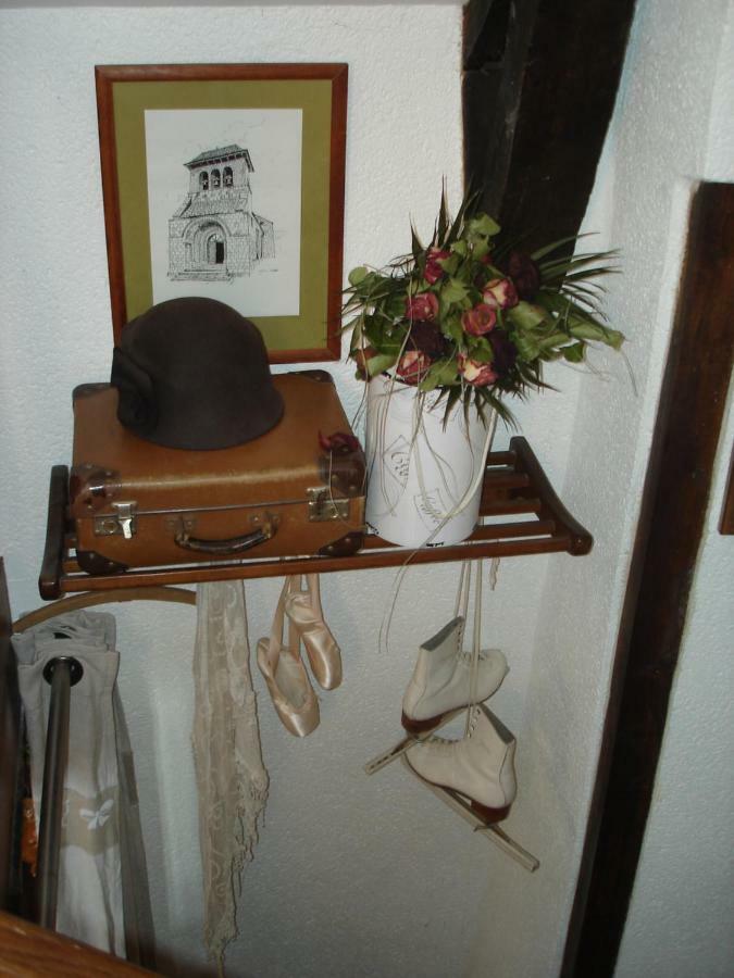 Vila Chez Marraine Sauvat Exteriér fotografie