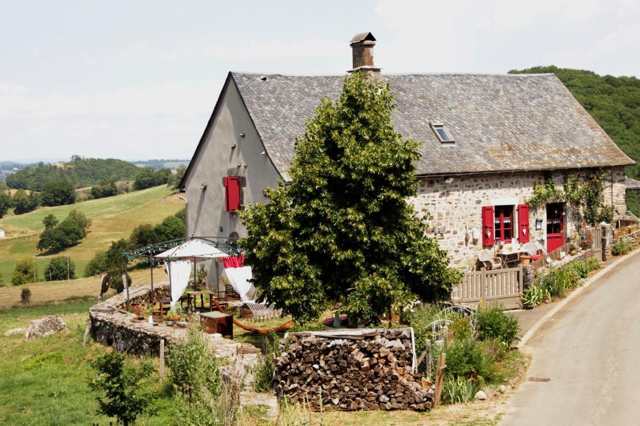Vila Chez Marraine Sauvat Exteriér fotografie